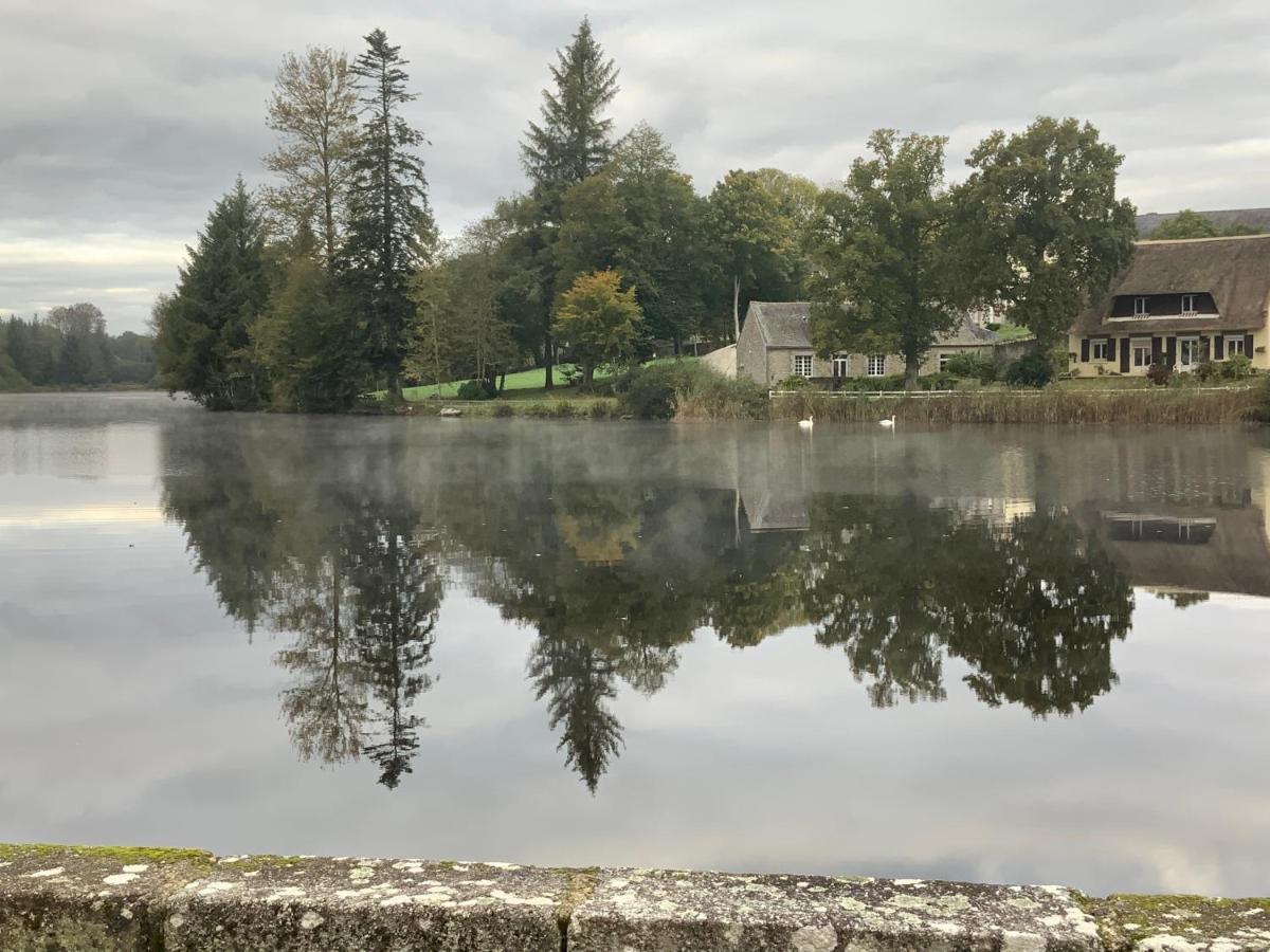 Vue Sur Le Lac Huelgoat Bagian luar foto